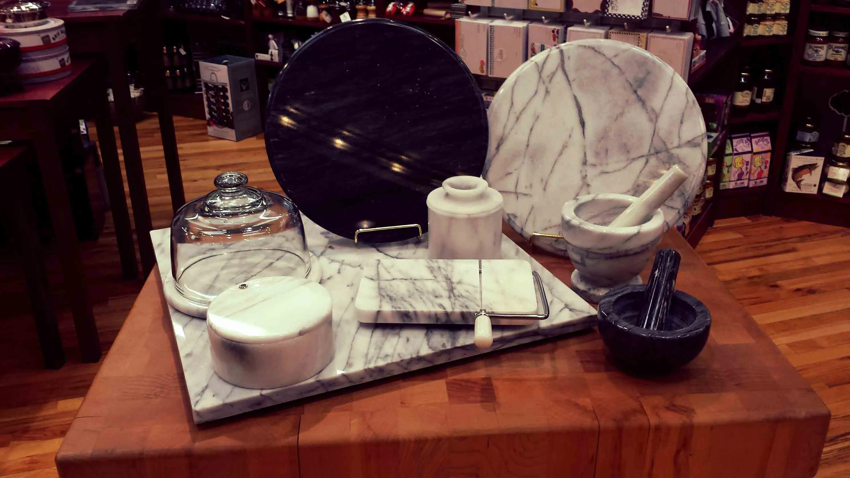 Marble serveware