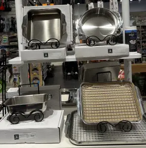 Hestan OvenBond bakeware